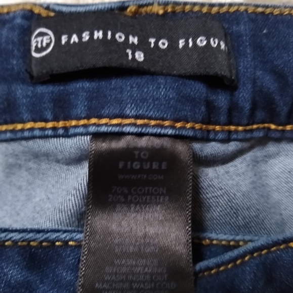 Dark Wash High Rise Super Skinny Jeans - Picture 4 of 4